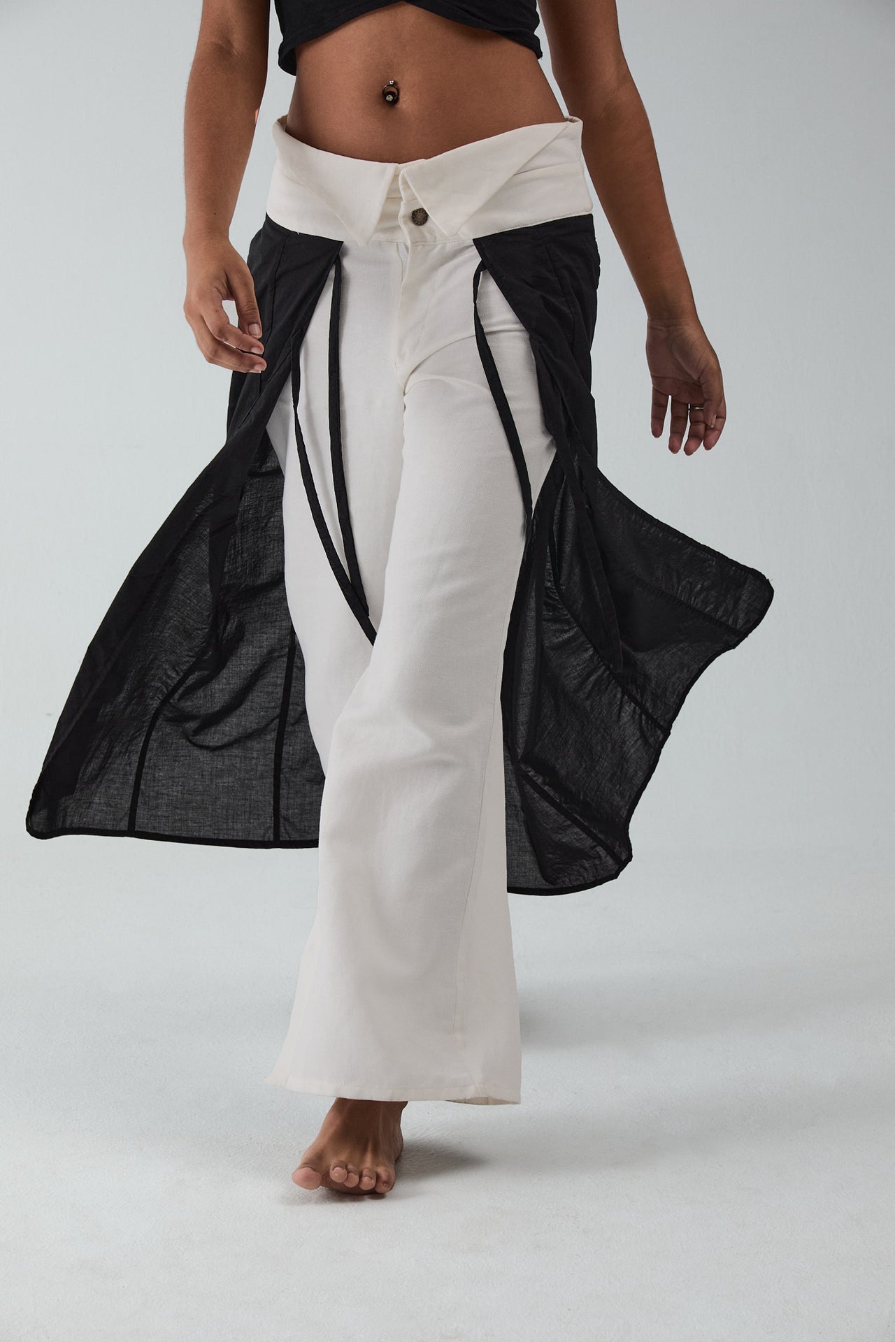 #007 - TROUSERS WITH OVERSKIRT